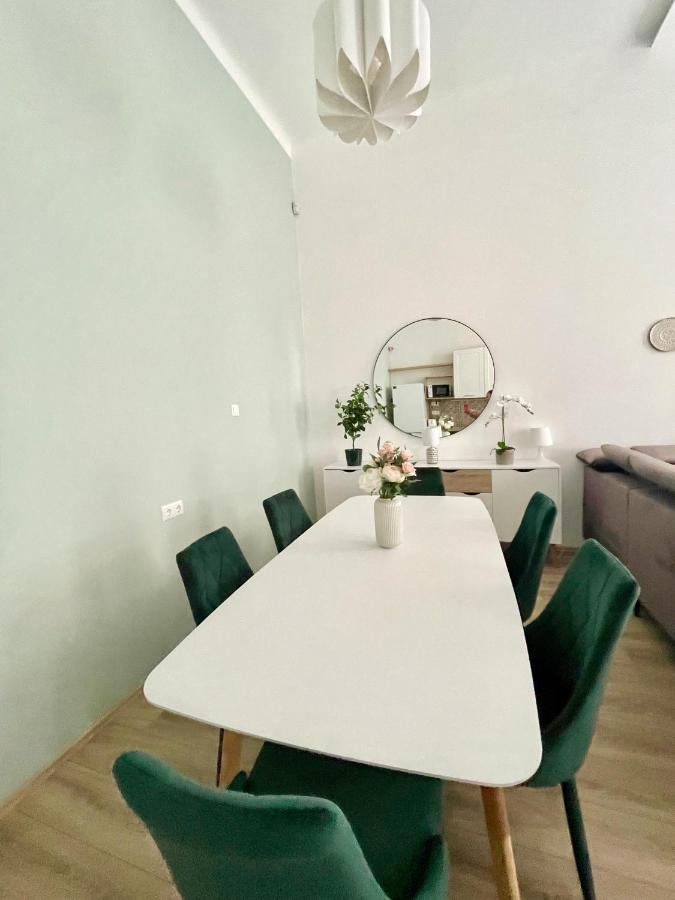 Design Luxury Asboth #Freeprkng Apartment Budapest Ngoại thất bức ảnh